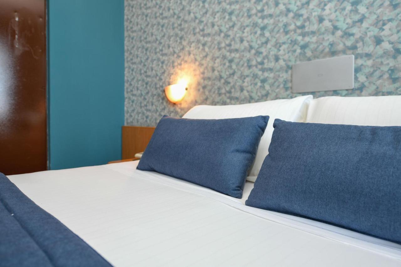 Hotel Aurora Ντεζεντσάνο ντελ Γκάρντα Εξωτερικό φωτογραφία