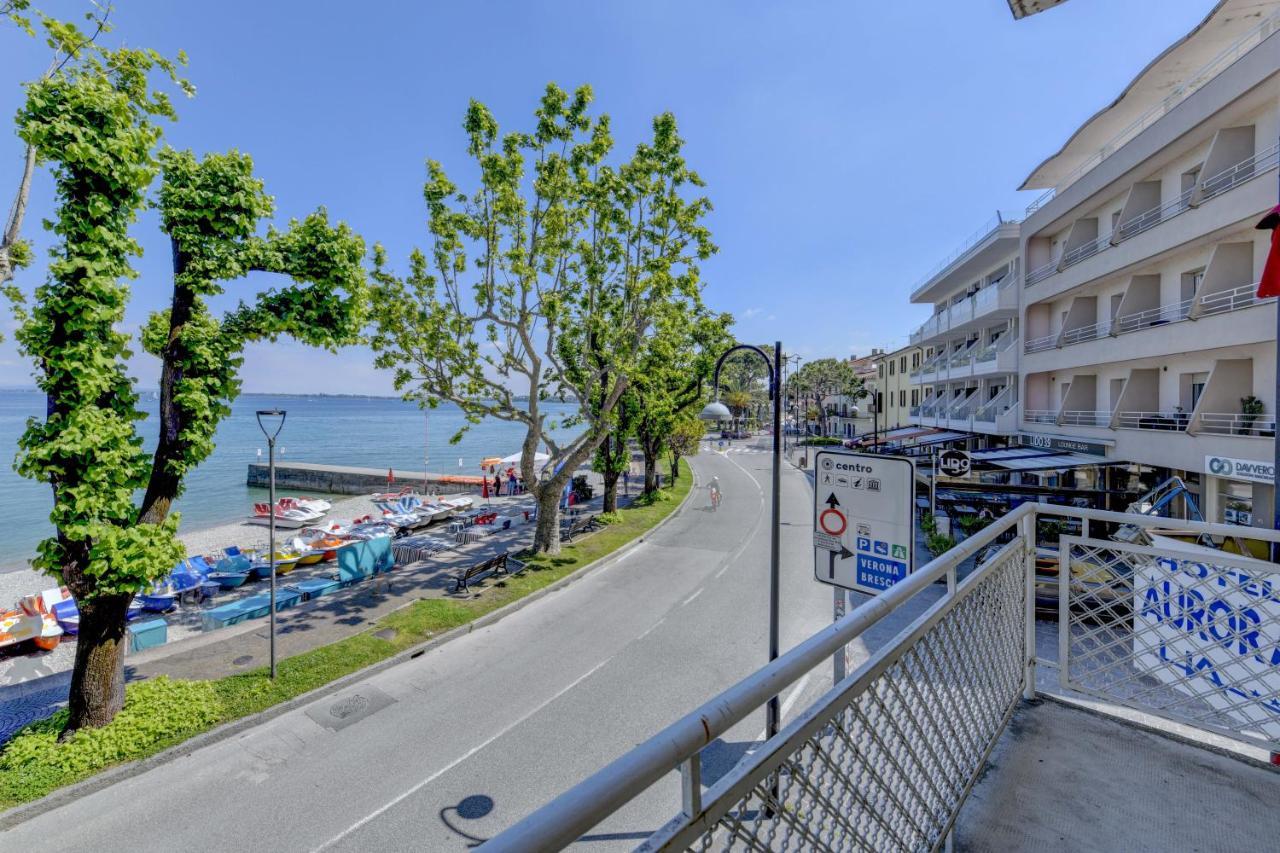 Hotel Aurora Ντεζεντσάνο ντελ Γκάρντα Εξωτερικό φωτογραφία