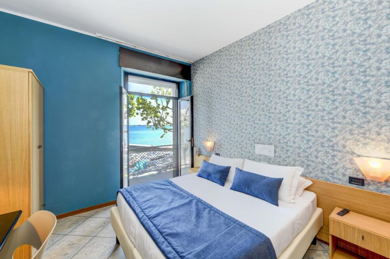 Hotel Aurora Ντεζεντσάνο ντελ Γκάρντα Εξωτερικό φωτογραφία